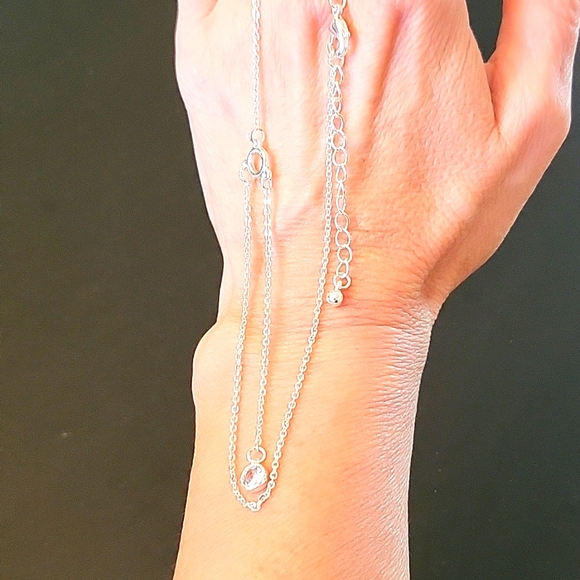 NEW Dainty Silver-tone & Cubic Zirconia Dangle Necklace & Earrings Set! 16" - Picture 5 of 15